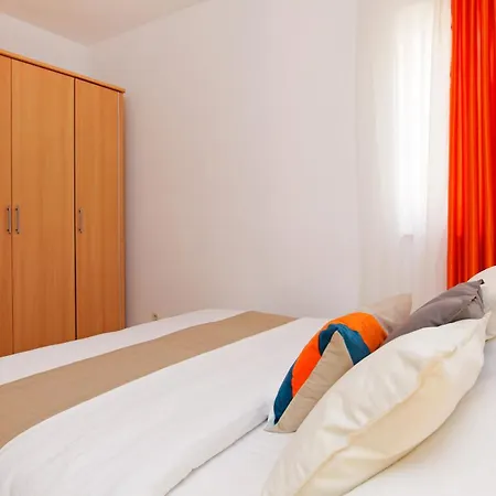 Adria Apartment *