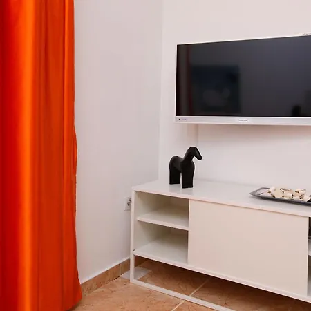 Adria Apartment *