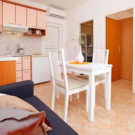 Adria Apartmán Bol