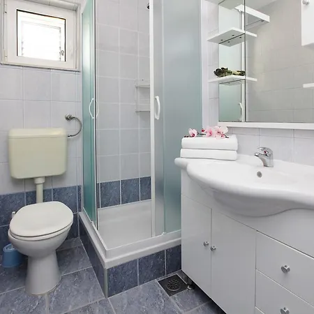Adria Apartment *