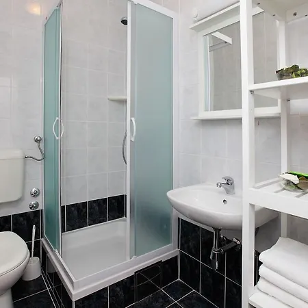 Apartment Adria *