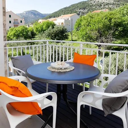 Apartment Adria Bol